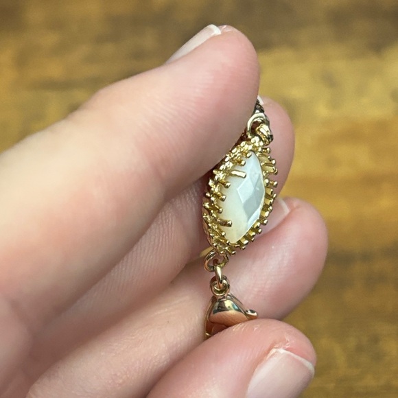 Kendra Scott Gold Mother of Pearl Bracelet - Picture 5 of 5